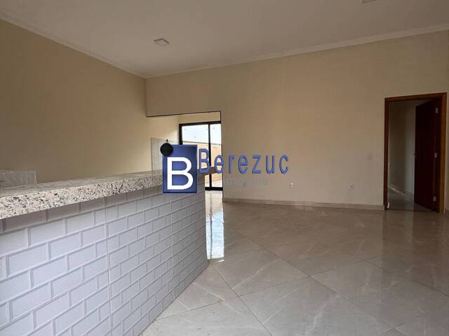 #781 - Casa para Venda em Elias Fausto - SP - 1
